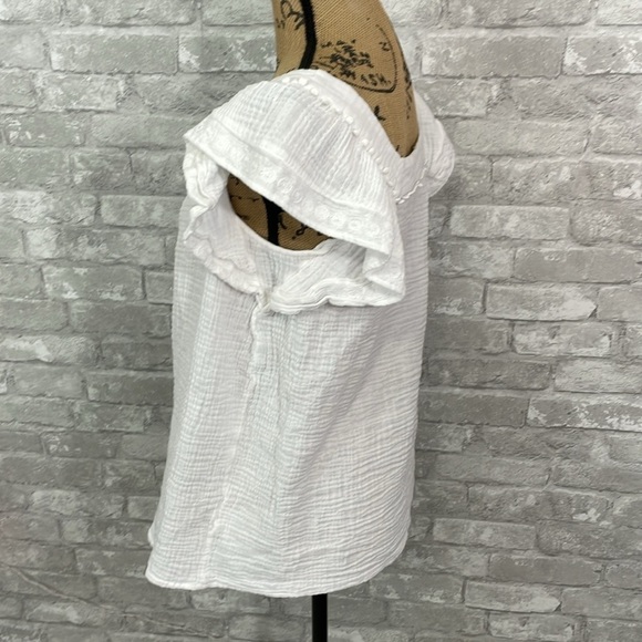 Beachlunchlounge Gauzy Short Sleeve Top - Picture 2 of 5